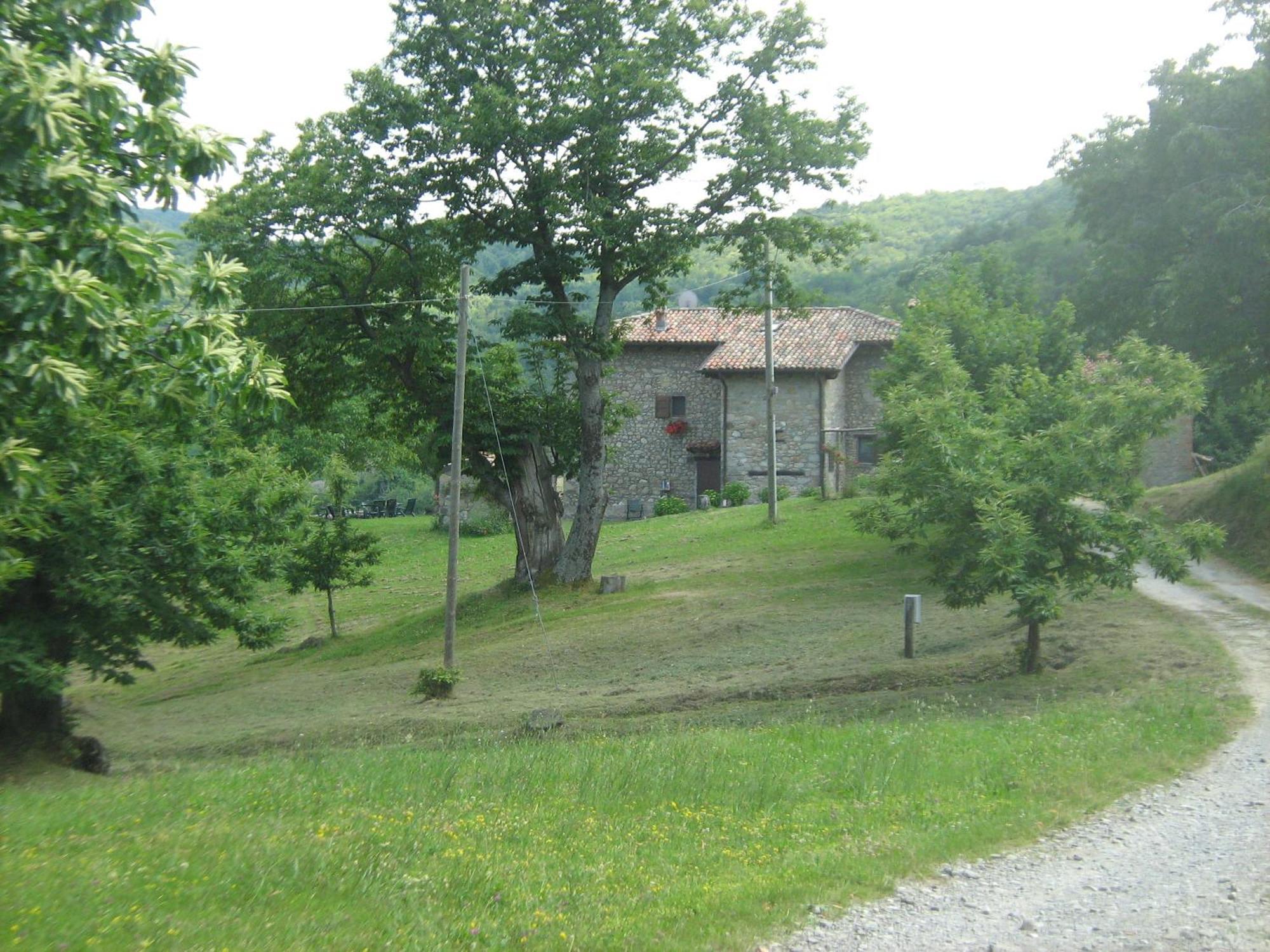 فيلا La Piana Dei Castagni Castel dʼAiano المظهر الخارجي الصورة